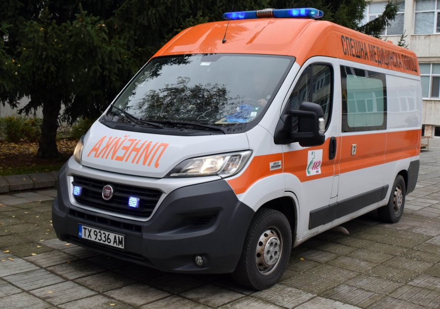 Случай на забавена линейка в Добричко: Мъж почина, след като му прилоша и катастрофира