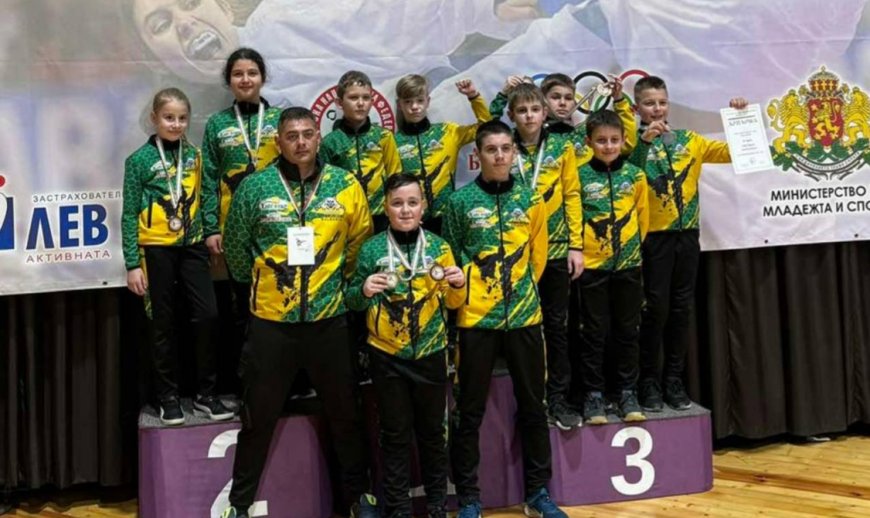 Карате клуб "Добруджа" донесе на Добрич 7 медала и една купа от Държавното първенство за деца до 14 г. възраст