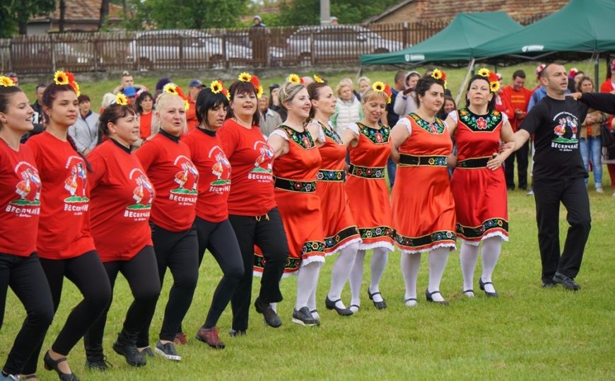 Най-малко десет клуба по народни танци ще се включат в хоротеката в Бранище