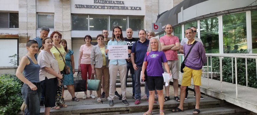 Фармацевти от област Добрич протестираха заради промените в Здравната каса