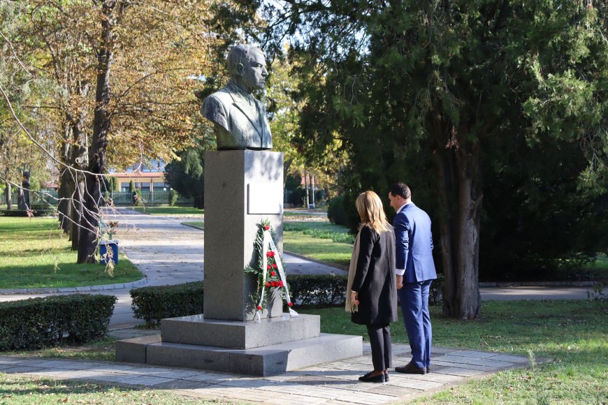 Генерал Тошево отбеляза Деня на народните будители с тържествена церемония