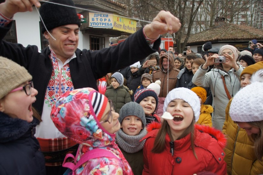 ДНЕС Е СИРНИ ЗАГОВЕЗНИ - ДЕН ЗА ПРОШКА